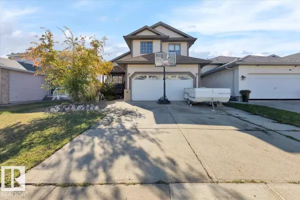 Edmonton, AB T5Y2P4,6107 159 AV NW