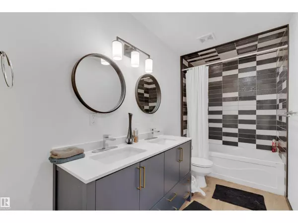 Sylvan Lake, AB T4S1B2,3602 50 Ave