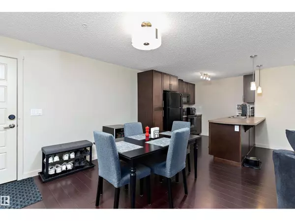 Edmonton, AB T5Z0K8,#238 6076 SCHONSEE WY NW NW