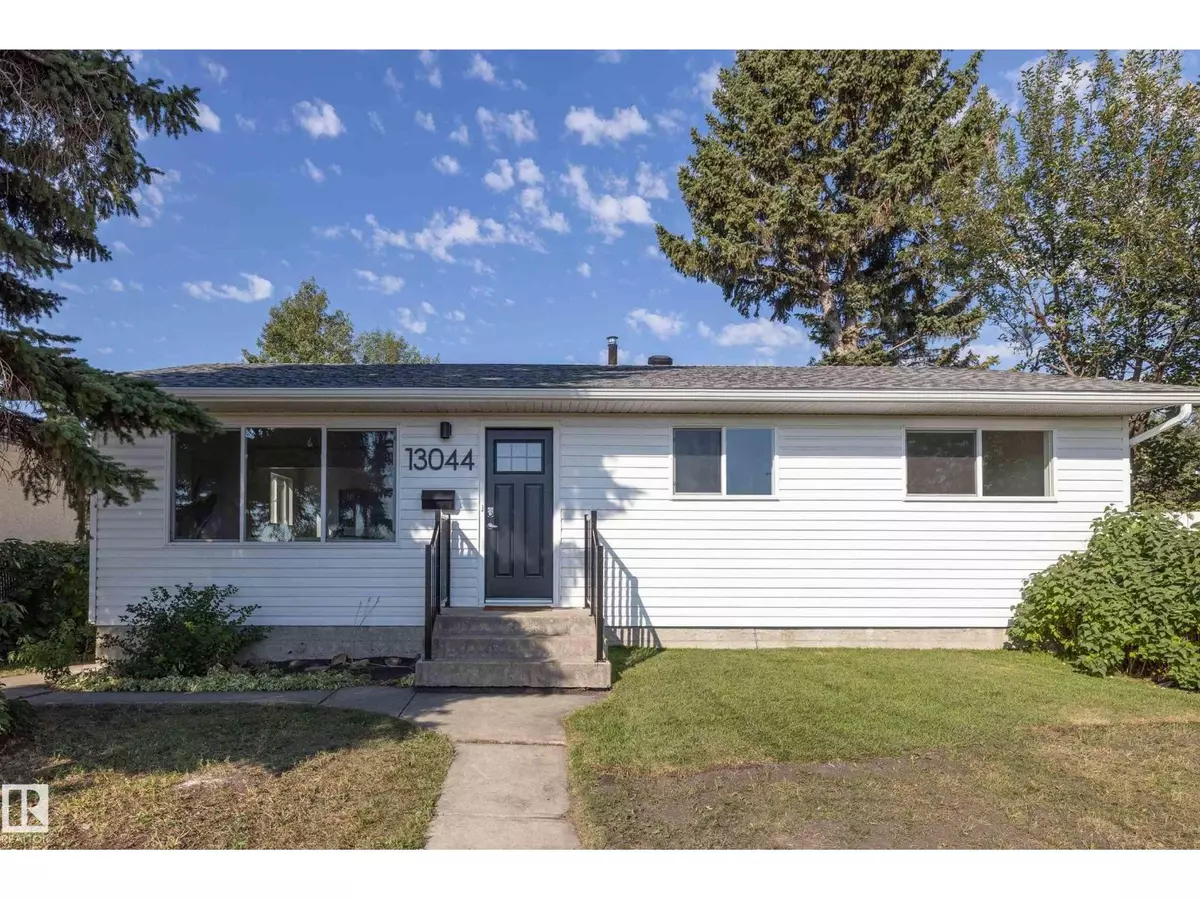 Edmonton, AB T5C2A1,13044 78 ST NW