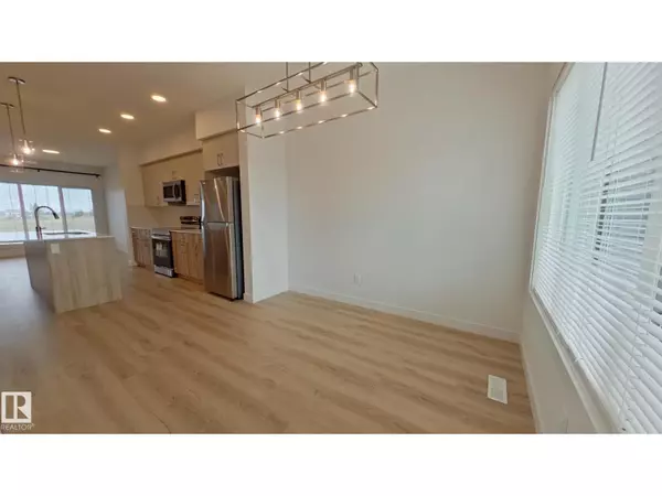 Edmonton, AB T6T1J1,#Main 1037 Aster BV NW