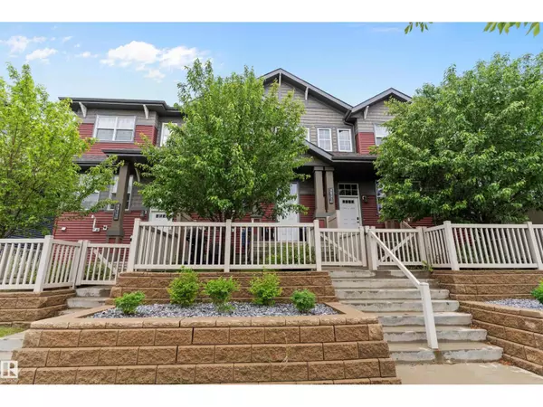 4019 ORCHARDS DR SW, Edmonton, AB T6C1V2