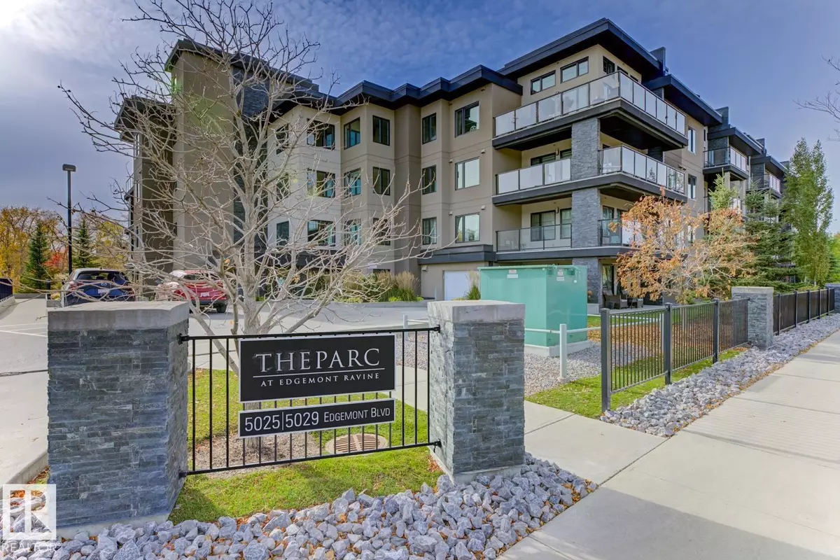 Edmonton, AB T6M0S8,#210 5029 EDGEMONT BV NW