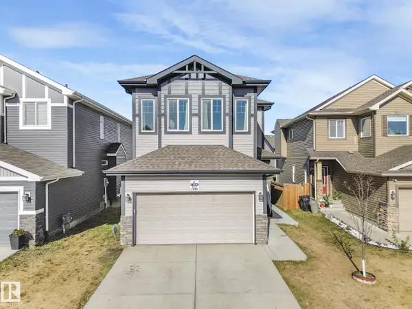 Edmonton, AB T6T2E5,1224 25 AV NW