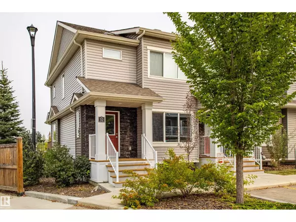 #32 2121 HADDOW DR NW, Edmonton, AB T6R0W6