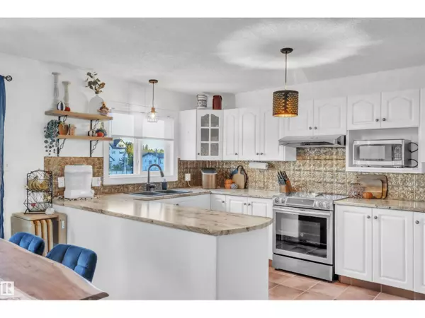 Cold Lake, AB T9M1K2,922 12 ST