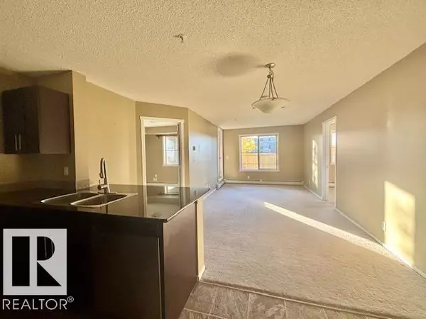 Edmonton, AB T6W3L9,#113 3315 JAMES MOWATT TR SW SW