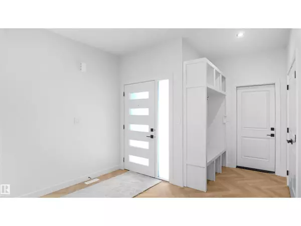 Spruce Grove, AB T7X0Z4,21 TRILL POINT