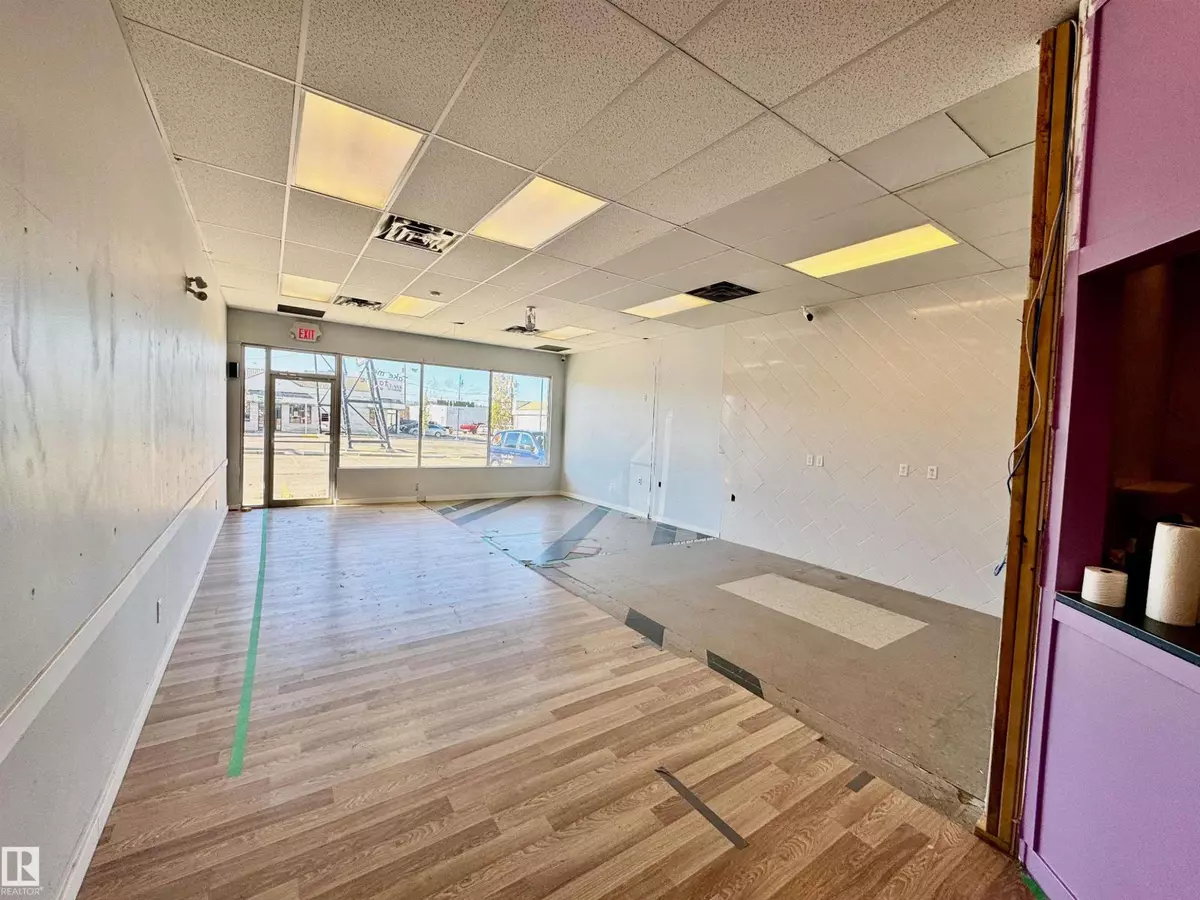 Drayton Valley, AB T7A0C5,#5 5105 50 ST