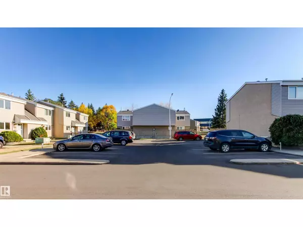 Edmonton, AB T6H5A0,14835D Riverbend RD NW NW