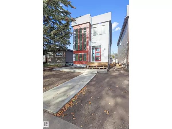 7938 91 AV NW, Edmonton, AB T6C1R1