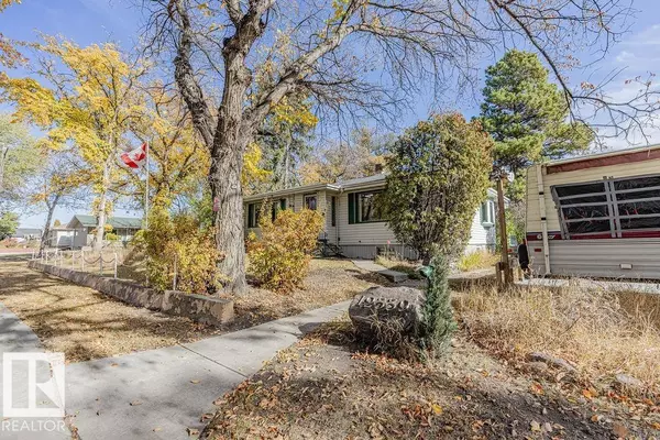 Edmonton, AB T5B3W8,12339 89 ST NW NW