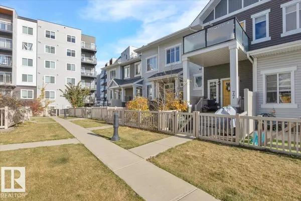 Edmonton, AB T6W3M4,#77 2905 141 ST SW