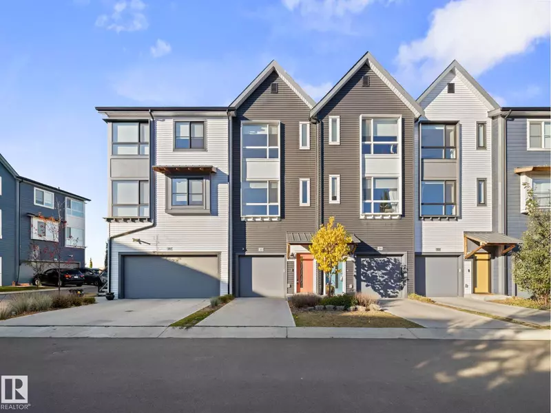 #35 100 JENSEN LAKES BV, St. Albert, AB T8N7K9