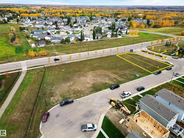 4002 & 4004 42 AV, Drayton Valley, AB T7A0B5