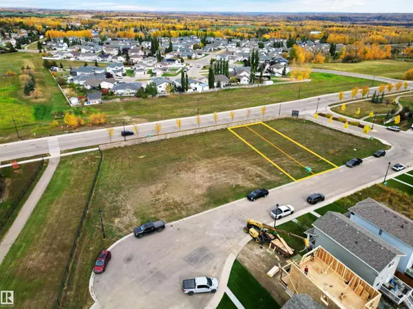 4006 & 4008 42 AV, Drayton Valley, AB T7A0B4