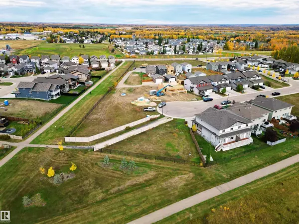 Drayton Valley, AB T7A0B5,4030 & 4032 41B AV