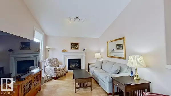 Edmonton, AB T6V0E7,13040 164 AV NW