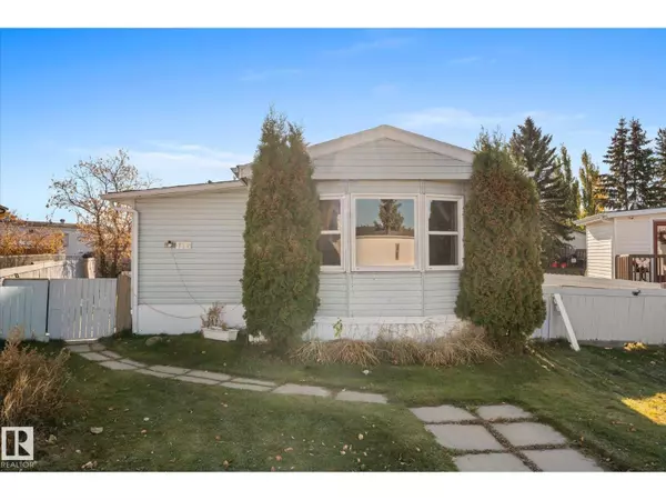 Rural Parkland County, AB T7X3F9,712 53222 Range Road 272