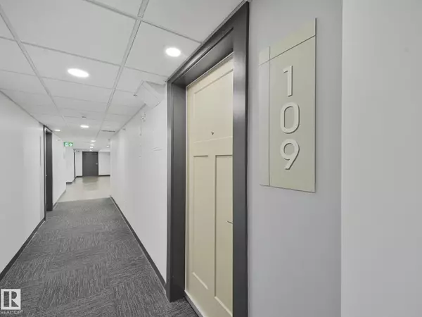 Edmonton, AB T5T3A7,#109 9504 182 ST NW