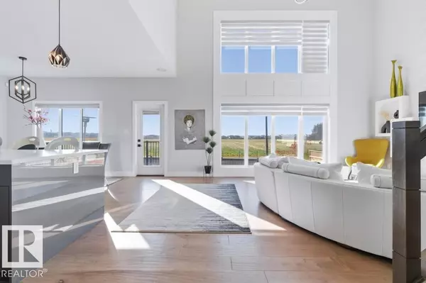 Edmonton, AB T6W3K1,17849 9A AV SW