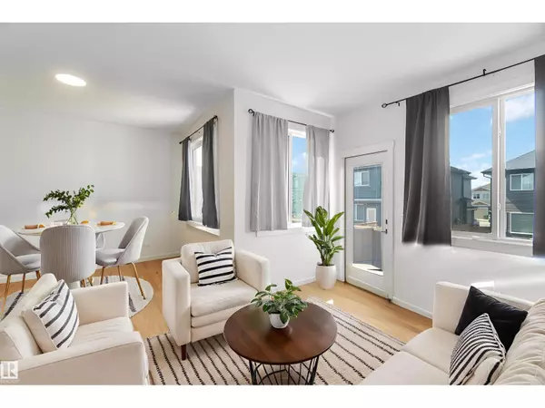 Edmonton, AB T6X1Z7,2172 52 St SW