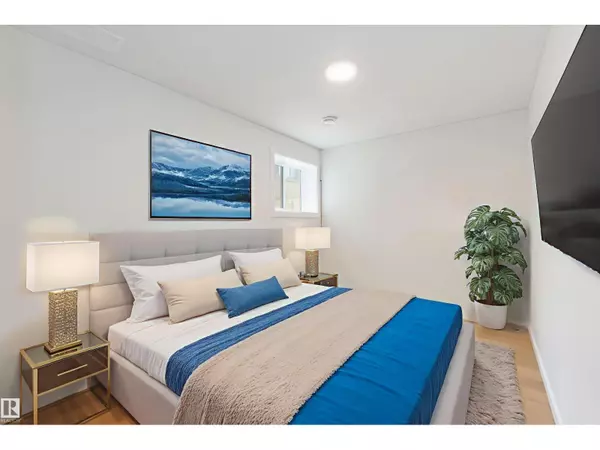 Edmonton, AB T6X1Z7,2172 52 St SW