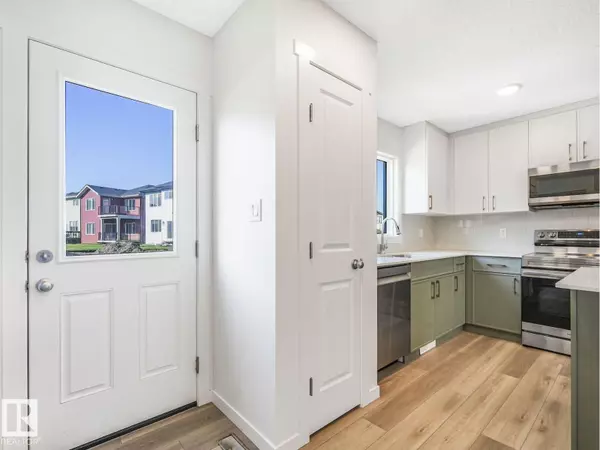 Edmonton, AB T6T2S3,1173 ASTER BV NW