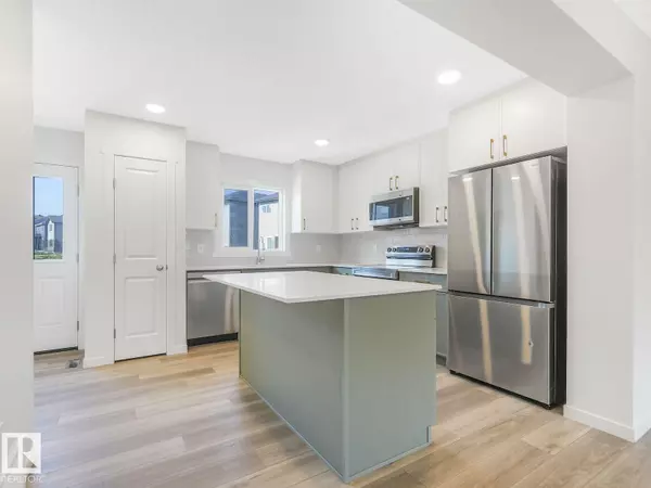 Edmonton, AB T6T2S3,1173 ASTER BV NW