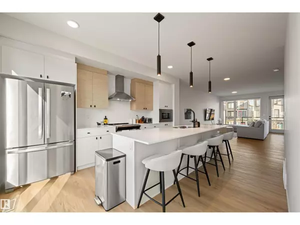 Edmonton, AB T6X2X9,459 39 ST SW SW