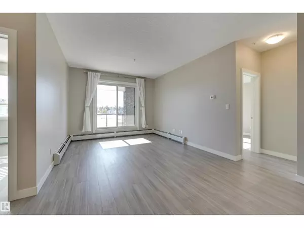 Devon, AB T9G1Y7,#205 17 COLUMBIA AVENUE