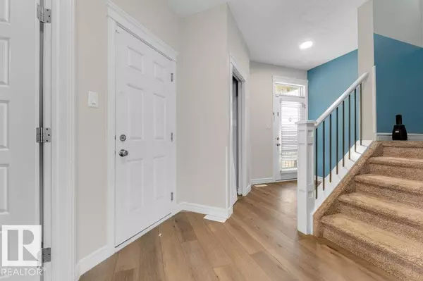 Edmonton, AB T6W4K1,4610 KINSELLA LANDING LD SW