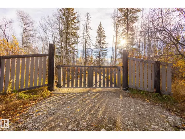 #14 3224 TWP ROAD 552, Rural Lac Ste. Anne County, AB T0E1A0