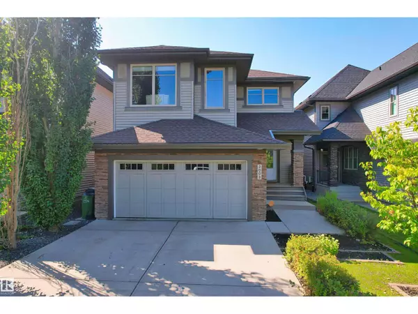 Edmonton, AB T6W2M1,2003 AINSLIE LI SW