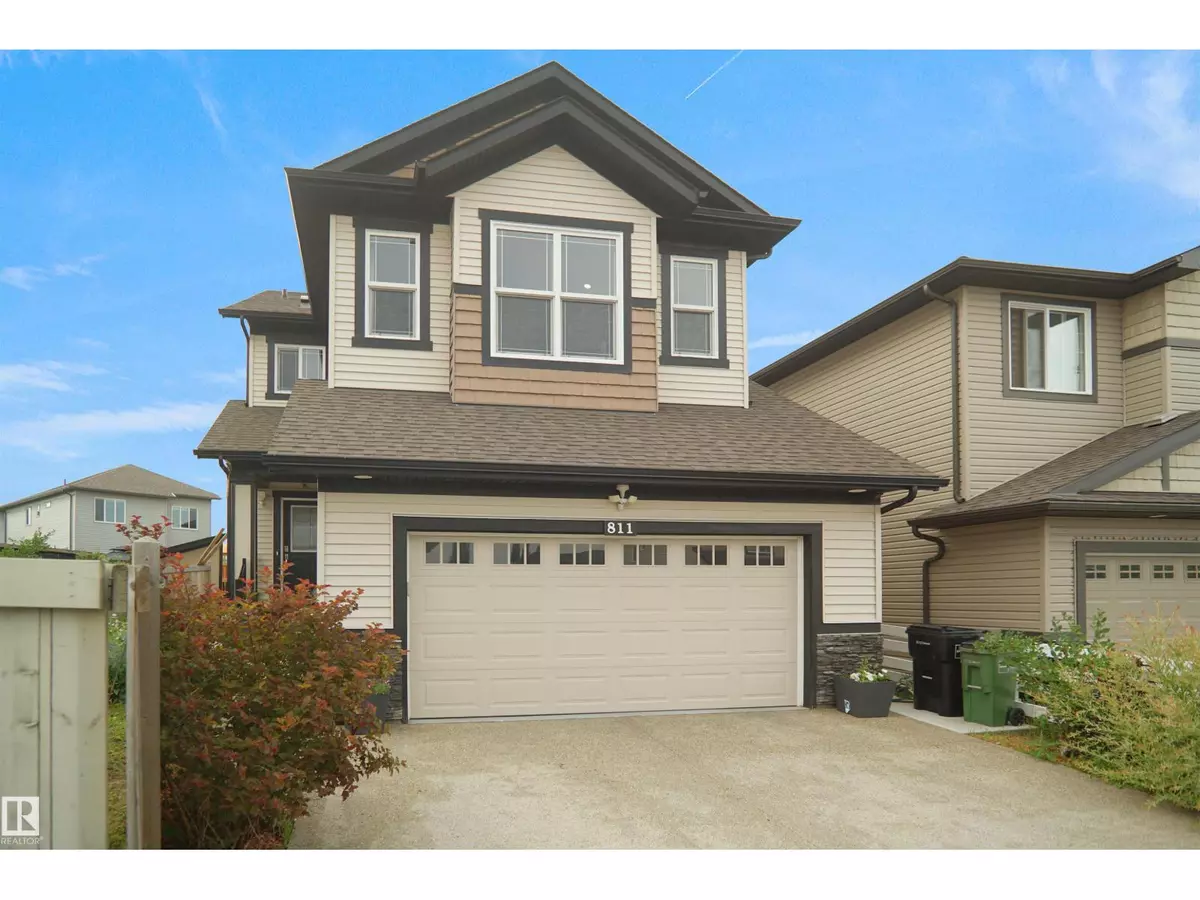 Edmonton, AB T6T1A3,811 35 AV NW