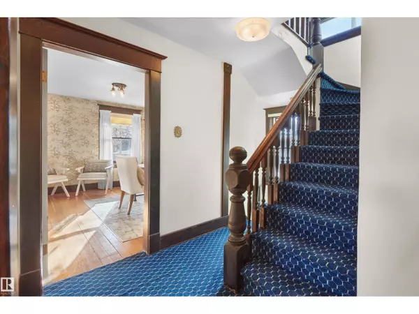 Edmonton, AB T5N0Z7,12614 106 AV NW