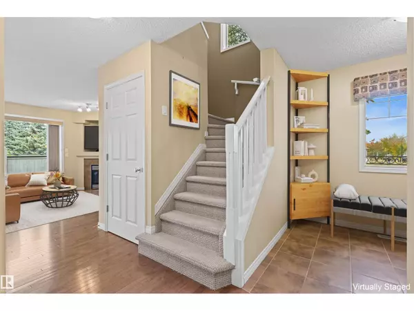 Edmonton, AB T6R0C9,#63 1128 156 ST NW