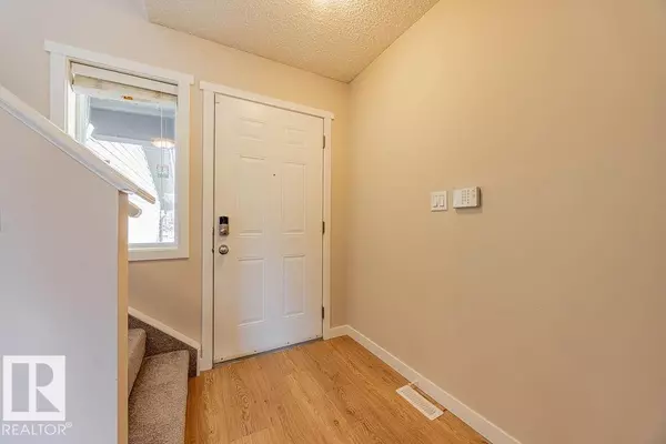 Sherwood Park, AB T8H2V3,39 Summerton ST