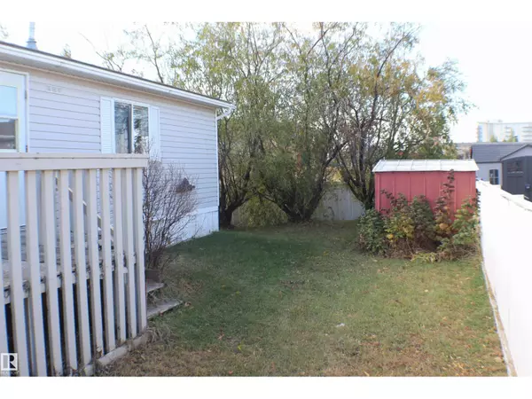 Sherwood Park, AB T8H2G3,906 Jubilee CL