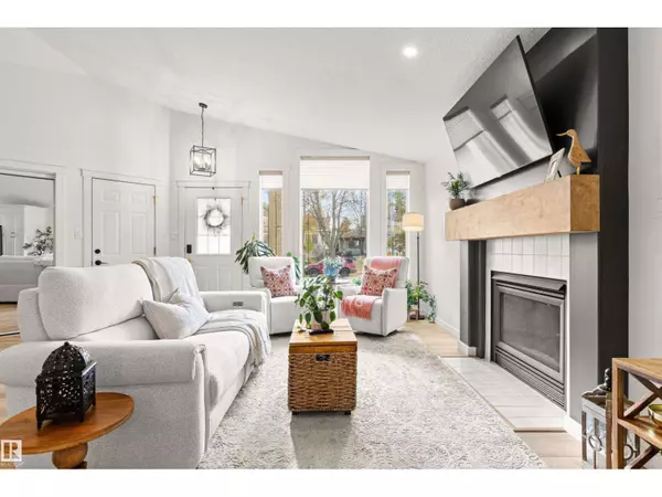 St. Albert, AB T8N6L8,82 Oakridge DR N