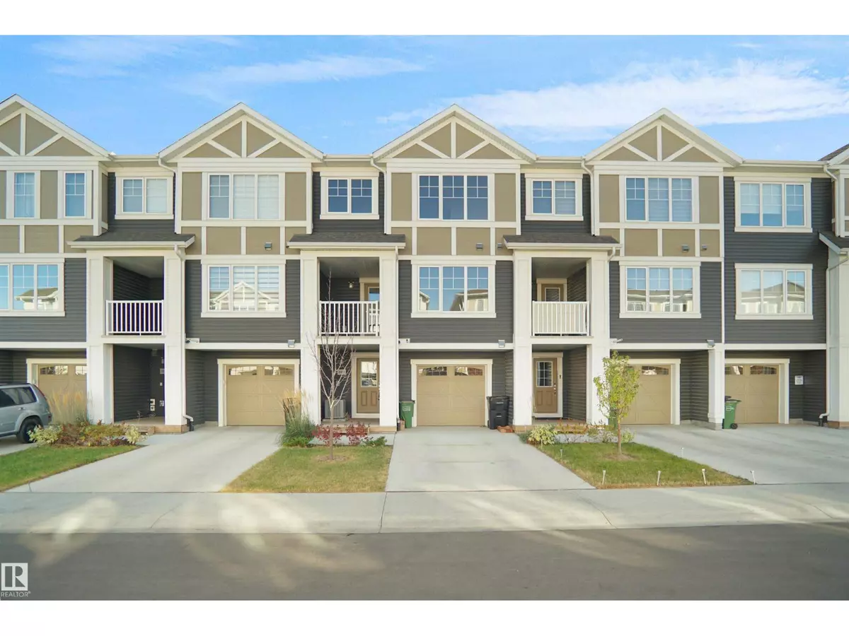 Edmonton, AB T6M1N1,20525 21A AV NW