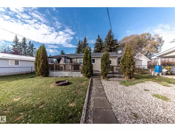 5021 Lakeview, Rural Lac Ste. Anne County, AB T0E0A0