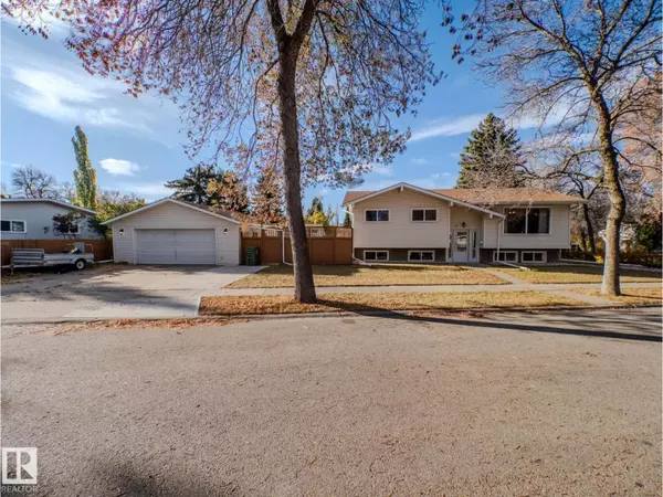 11 Falcon CR, St. Albert, AB T8N1T9