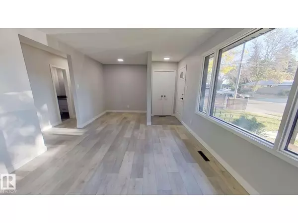 Edmonton, AB T8A6C7,10458 166 ST NW