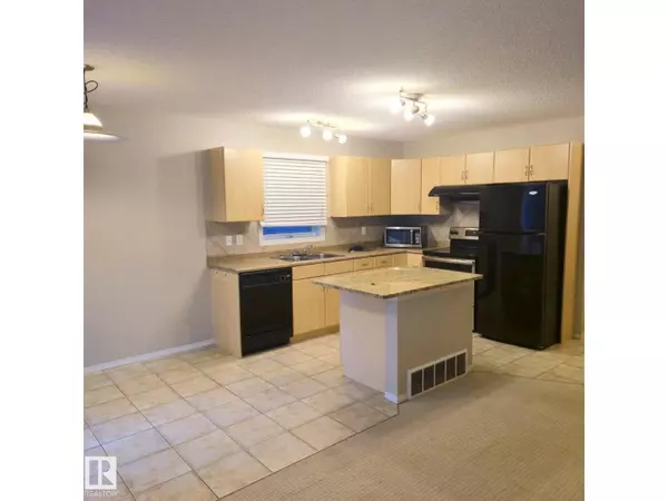 Edmonton, AB T6R0C6,#20 120 MAGRATH RD NW