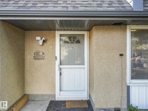 Edmonton, AB T6J2L3,#K8 1 GARDEN GROVE NW