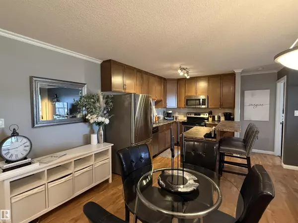 Edmonton, AB T6R0R6,#415 1204 156 ST NW