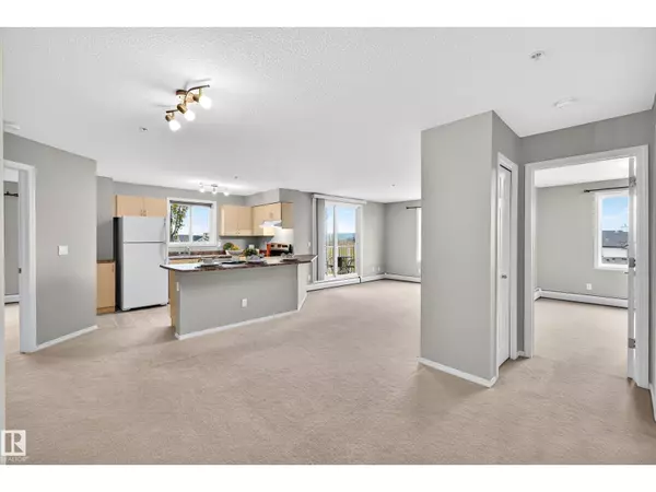 Sherwood Park, AB T8H0C2,#401 40 SUMMERWOOD BV