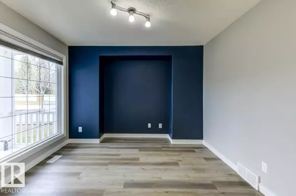 Sherwood Park, AB T8A6J9,1 HIGHGROVE CR