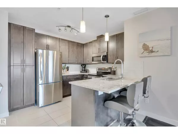 Edmonton, AB T6W2K4,#214E 5151 WINDERMERE BV SW